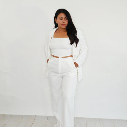 Sleek & Sophisticated: White Minimalist Set with Pearl Detail”